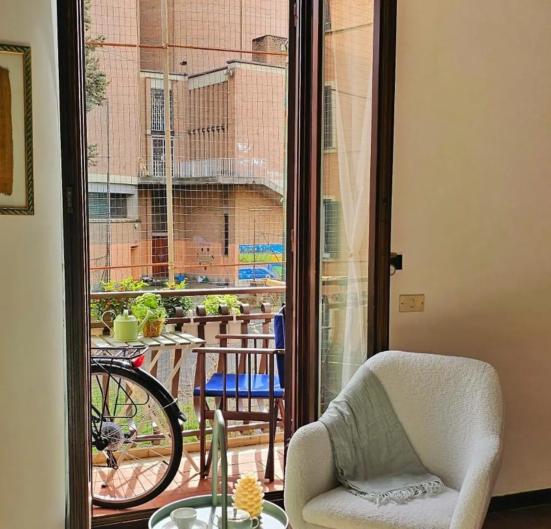 Casa Verde Roma 0*,  İtalya